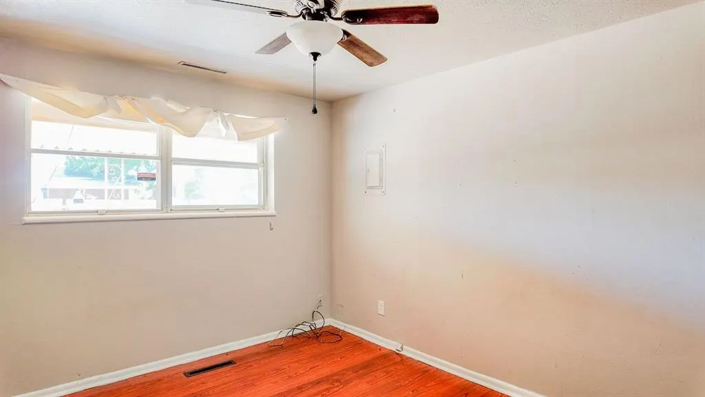 Photo 12 — 2954 SW 54th Street, Oklahoma City, OK 73119