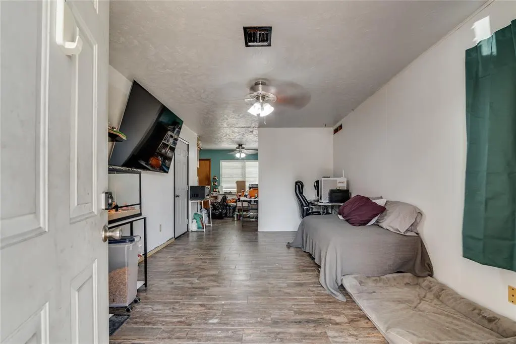 Photo 2 — 2721 SW 64th Street, Oklahoma City, OK 73159