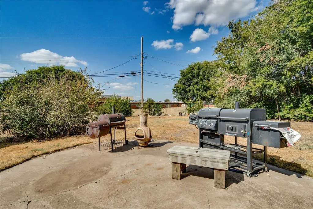 Photo 14 — 2721 SW 64th Street, Oklahoma City, OK 73159