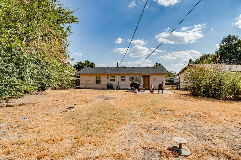 Photo 15 — 2721 SW 64th Street, Oklahoma City, OK 73159