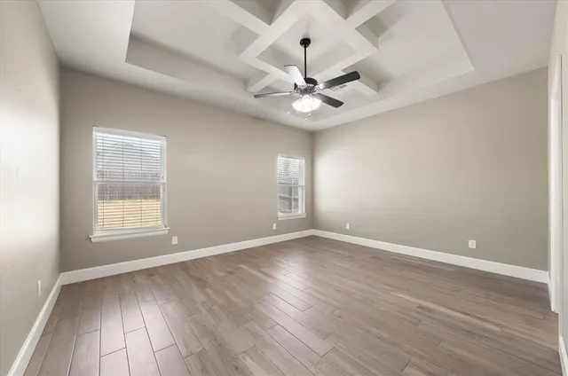 Photo 8 — 10820 Wild Horse Creek Drive, Yukon, OK 73099