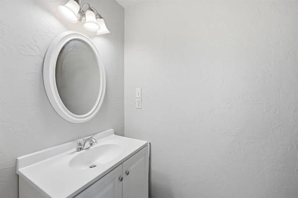 Photo 12 — 11613 SW 11th Street, Yukon, OK 73099