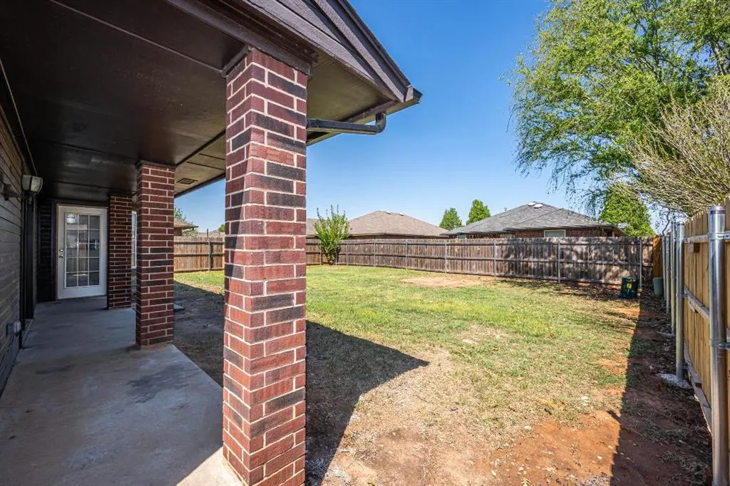 Photo 31 — 11613 SW 11th Street, Yukon, OK 73099