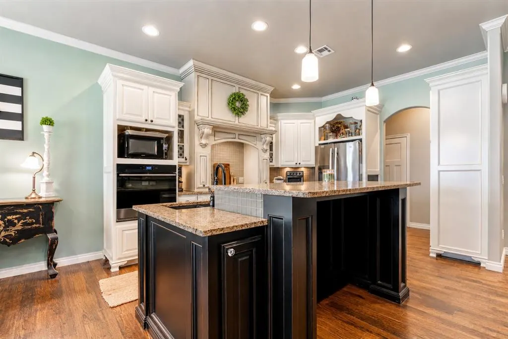 Photo 9 — 2113 Sycamore Creek Avenue, Yukon, OK 73099