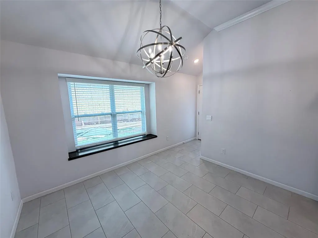 Photo 9 — 18137 Autumn Grove Drive, Edmond, OK 73012