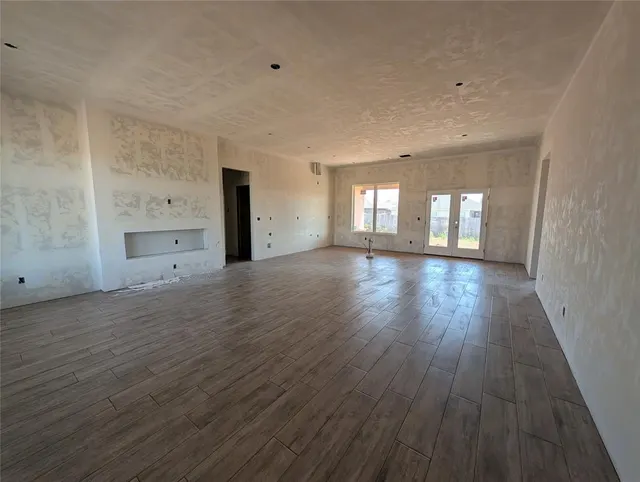 Photo 3 — 5012 Fieldstone Drive, Oklahoma City, OK 73179