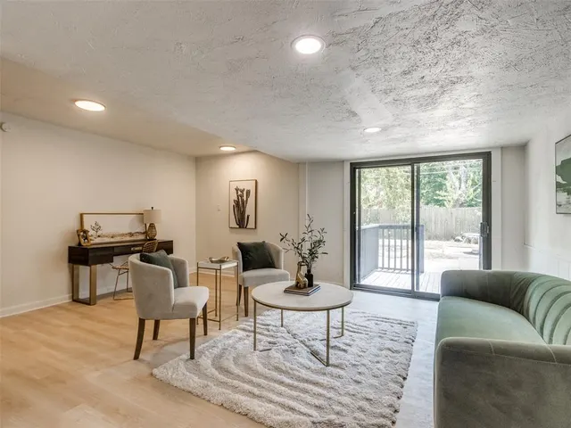 Photo 8 — 1412 Casady Lane, Oklahoma City, OK 73120
