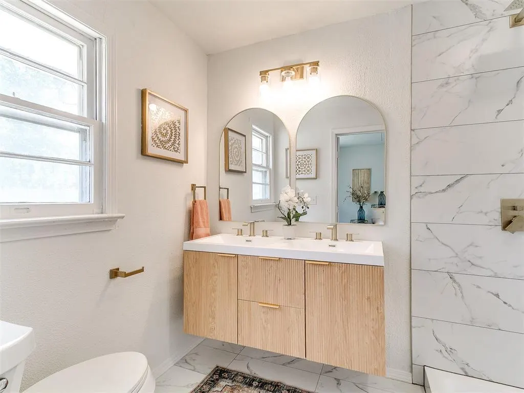 Photo 12 — 1412 Casady Lane, Oklahoma City, OK 73120