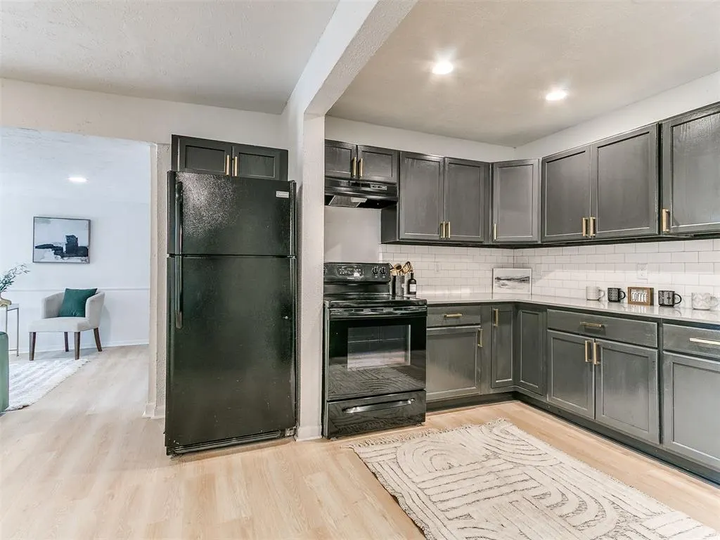 Photo 6 — 1412 Casady Lane, Oklahoma City, OK 73120