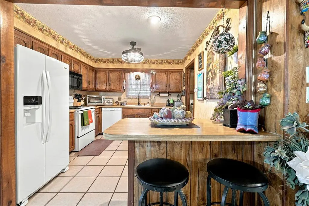 Photo 9 — 20425 E County Road 1567 Road, Altus, OK 73521