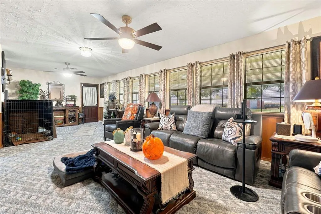 Photo 16 — 20425 E County Road 1567 Road, Altus, OK 73521
