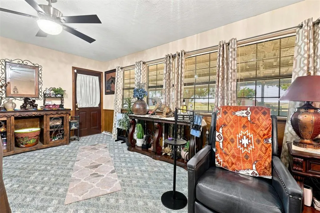 Photo 17 — 20425 E County Road 1567 Road, Altus, OK 73521
