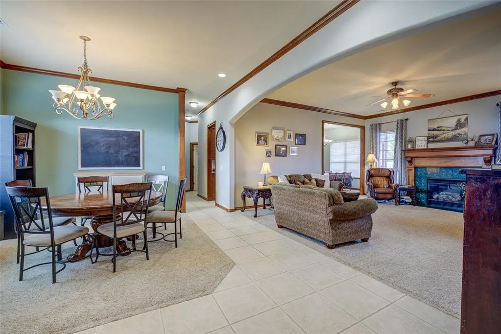Photo 9 — 3212 Pin Oak Road, Oklahoma City, OK 73170