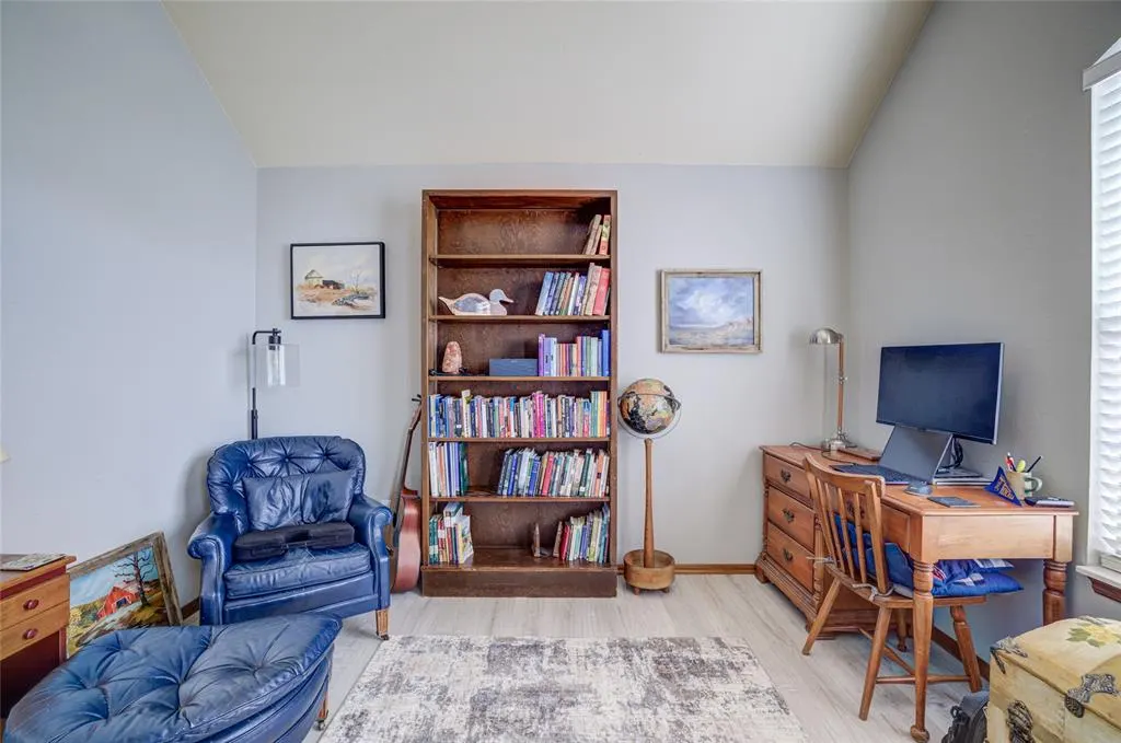 Photo 22 — 3212 Pin Oak Road, Oklahoma City, OK 73170