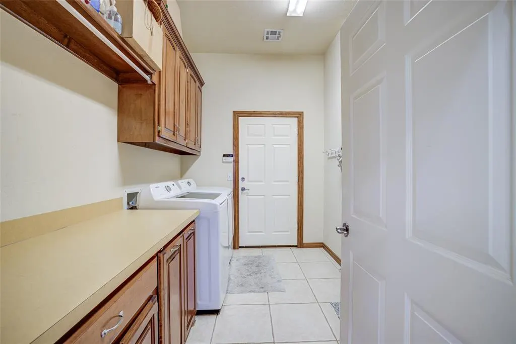 Photo 29 — 3212 Pin Oak Road, Oklahoma City, OK 73170