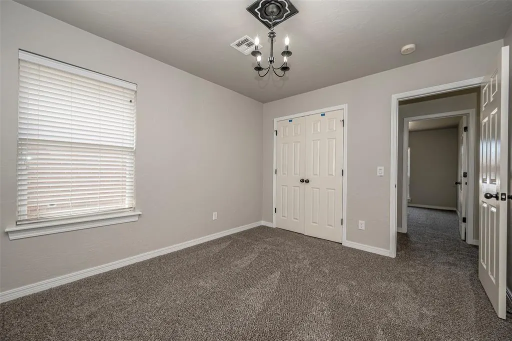 Photo 26 — 11640 SW 10th Street, Yukon, OK 73099