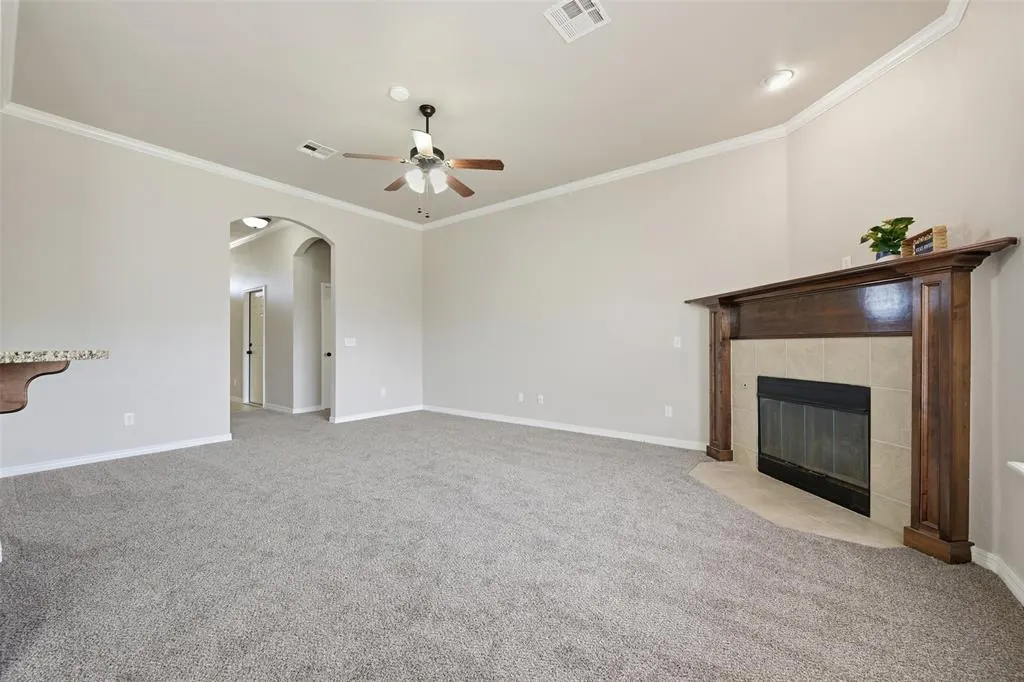 Photo 5 — 11640 SW 10th Street, Yukon, OK 73099