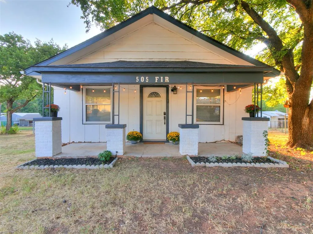 Front exterior — 505 Fir Street, Wellston, OK 74881