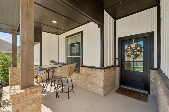Photo 3 — 3405 Broadmoore Drive, Moore, OK 73160