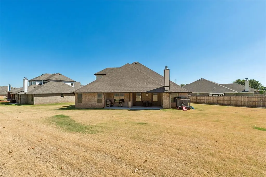 Photo 32 — 3405 Broadmoore Drive, Moore, OK 73160