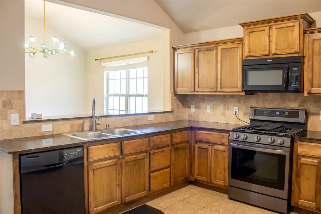 Photo 7 — 3617 Truman Drive, Norman, OK 73072