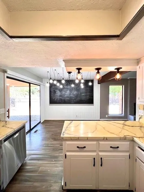 Photo 3 — 12520 Clarence Court, Oklahoma City, OK 73142