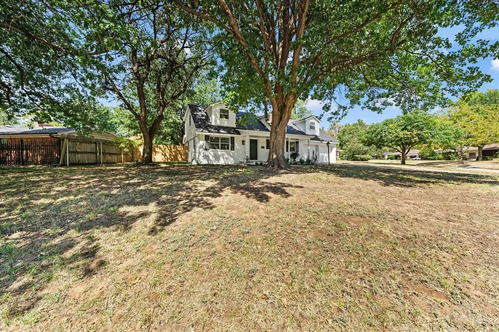 Photo 8 — 1632 Rosemont Drive, Norman, OK 73072