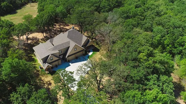 Photo 3 — 34490 E CR 1517 Road, Paoli, OK 73074