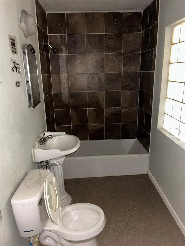 Photo 7 — 420 SW 34th Street, Oklahoma City, OK 73109