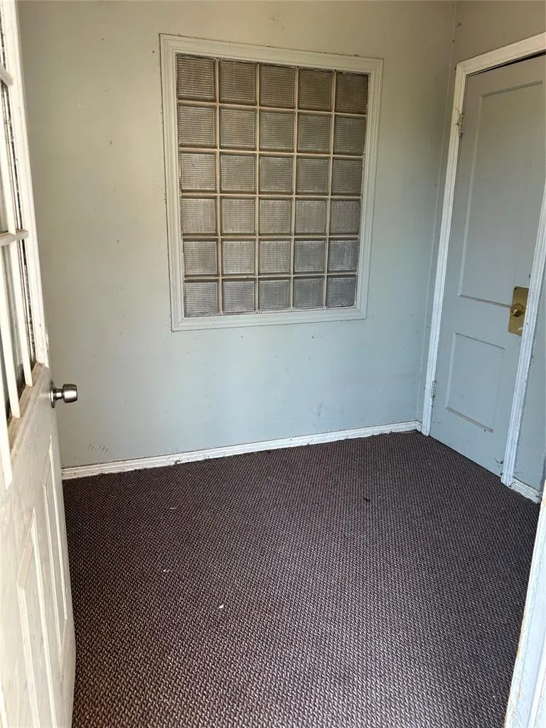Photo 12 — 420 SW 34th Street, Oklahoma City, OK 73109