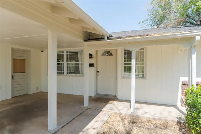 Photo 3 — 2321 Huntleigh Drive, Oklahoma City, OK 73120