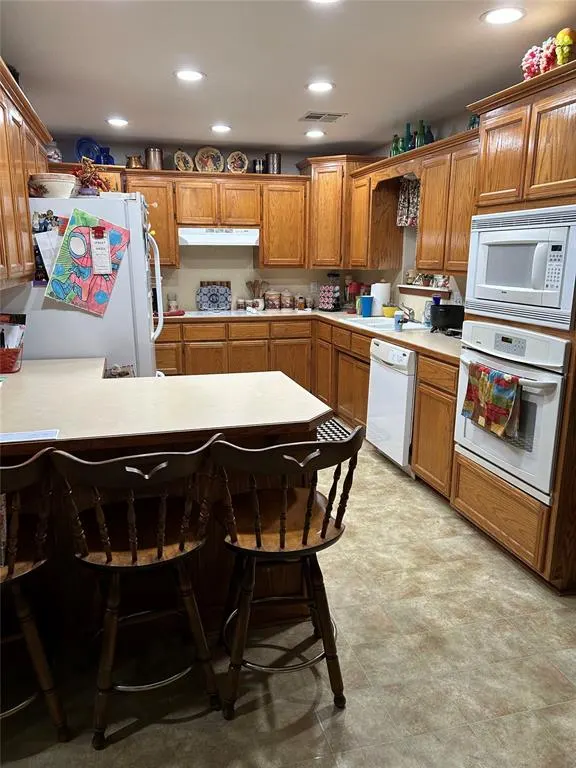 Photo 6 — 521 W Roh Street, Thomas, OK 73669