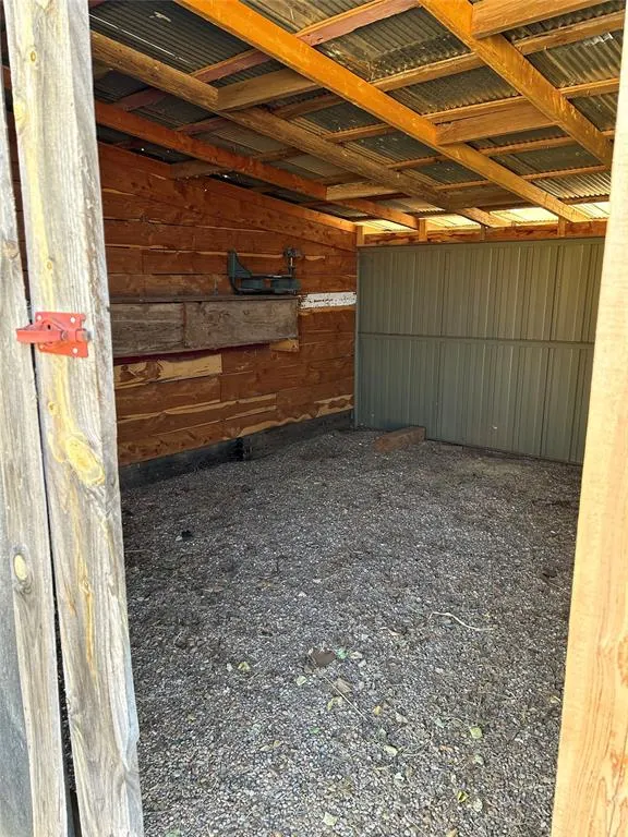 Photo 27 — 521 W Roh Street, Thomas, OK 73669