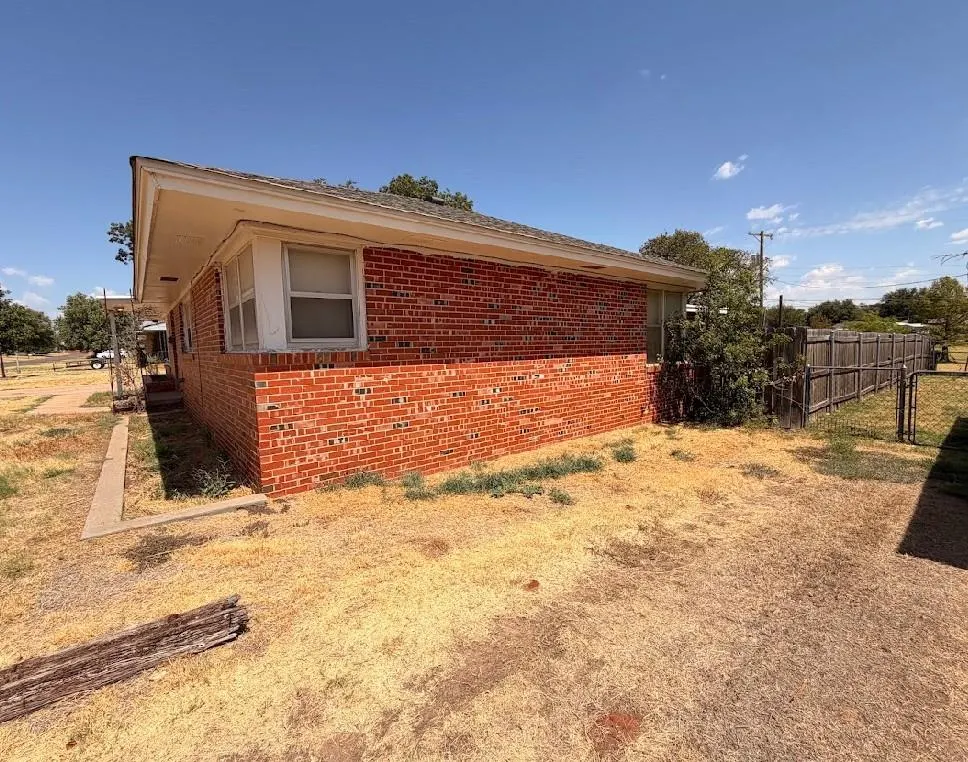 Photo 4 — 116 Sunset Street, Elk City, OK 73644