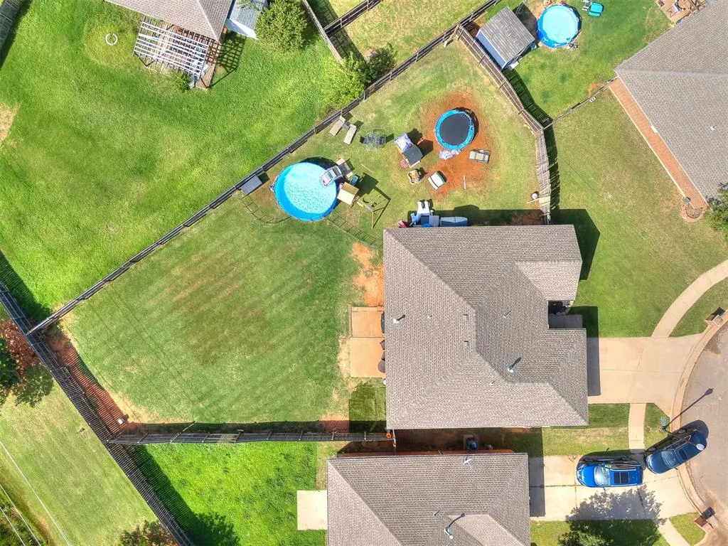 Photo 31 — 625 SW 38th Place, Moore, OK 73160