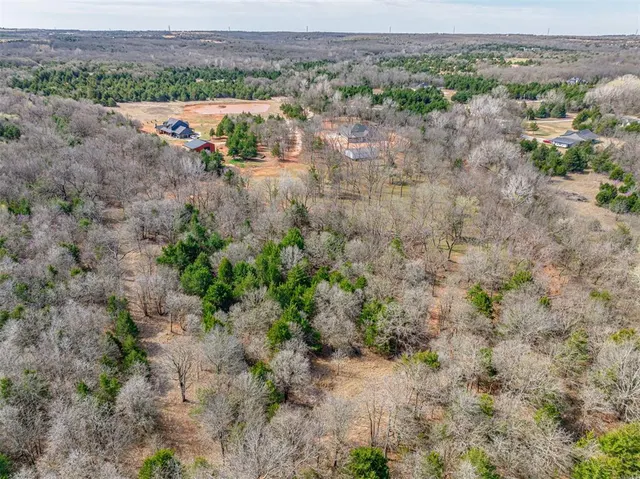 Photo 8 — 335400 E 1048 Road, McLoud, OK 74851