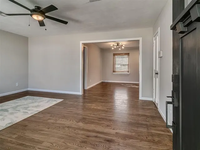 Photo 8 — 3020 W Fairfield Avenue, Oklahoma City, OK 73116
