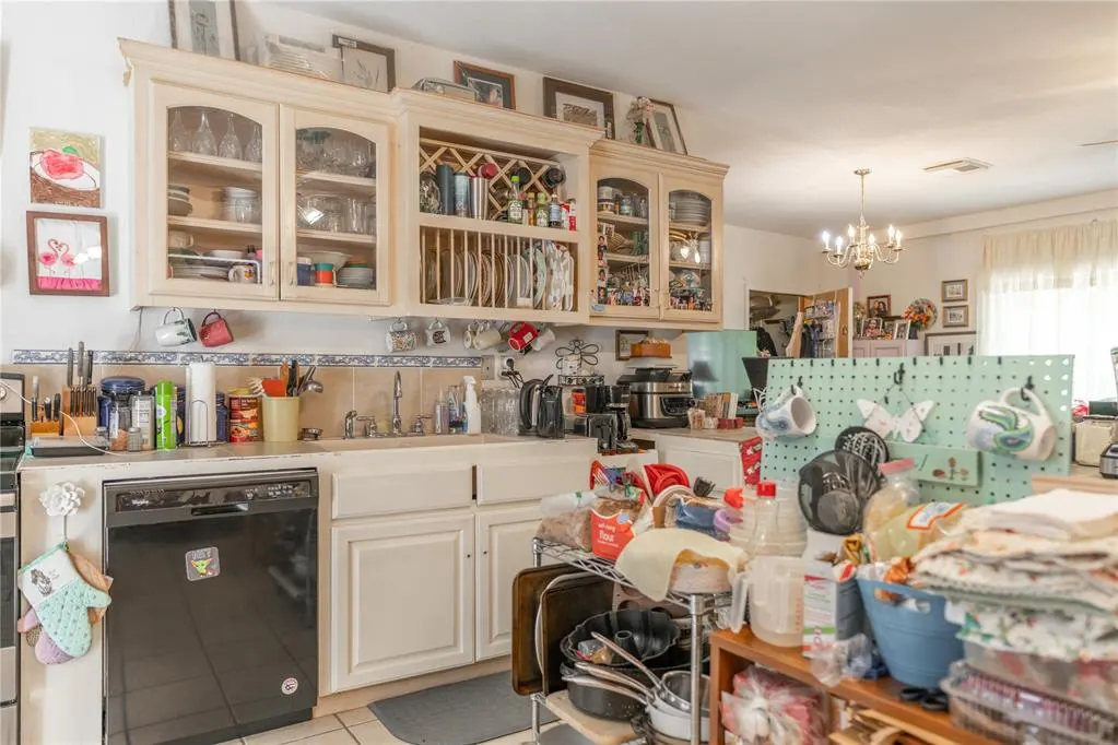Photo 5 — 32383 Summerwood Lane, Macomb, OK 74852