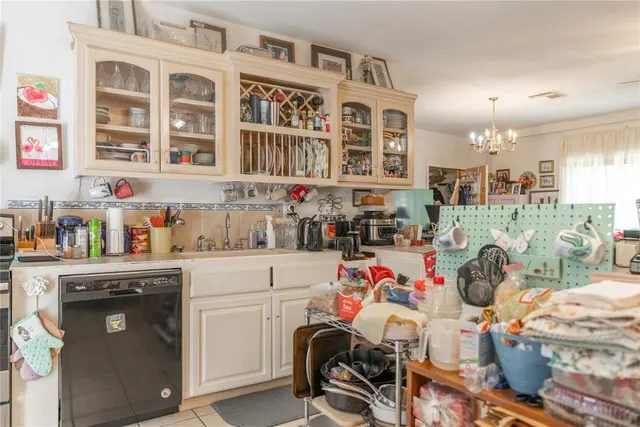 Photo 5 — 32383 Summerwood Lane, Macomb, OK 74852