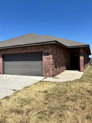 Sold home at 1826 Post Oak Road