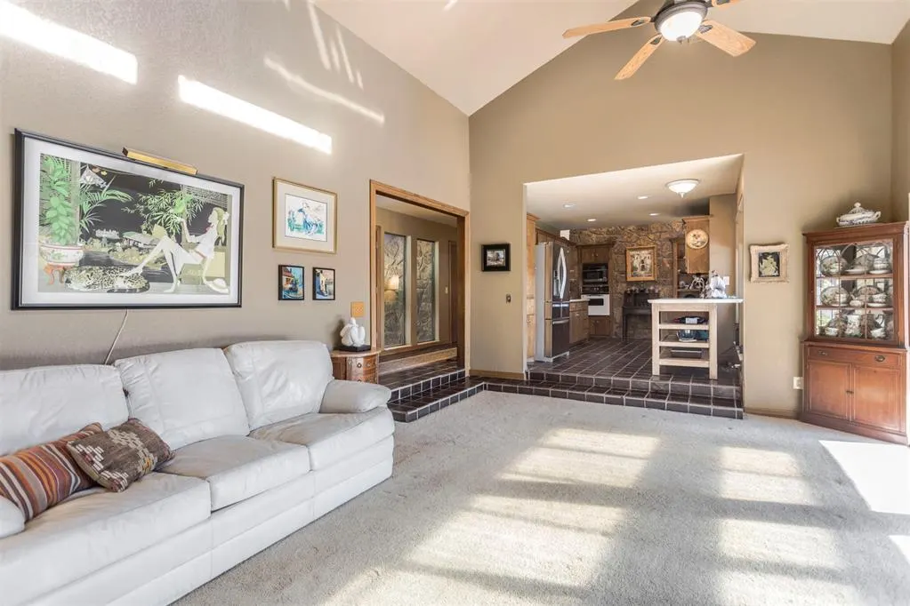 Photo 8 — 4108 Cherry Hill Lane, Oklahoma City, OK 73120
