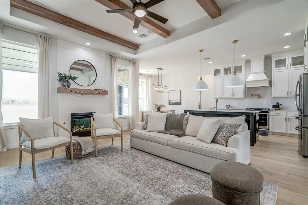 Photo 4 — 14825 Adelaide Lane, Oklahoma City, OK 73142