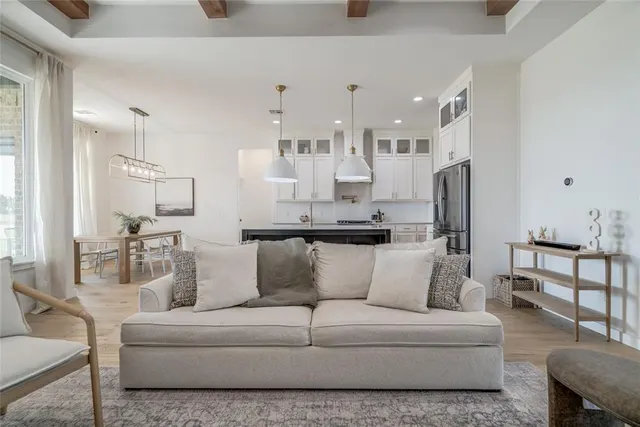 Photo 5 — 14825 Adelaide Lane, Oklahoma City, OK 73142
