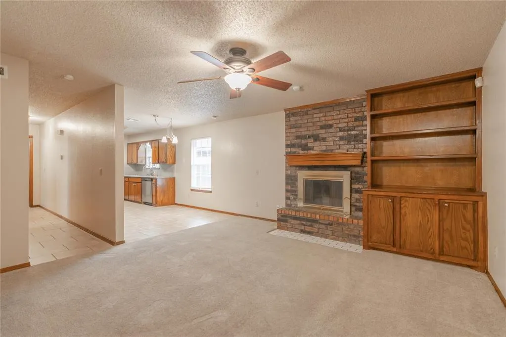 Photo 4 — 2310 Cedar Brook Drive, Oklahoma City, OK 73160