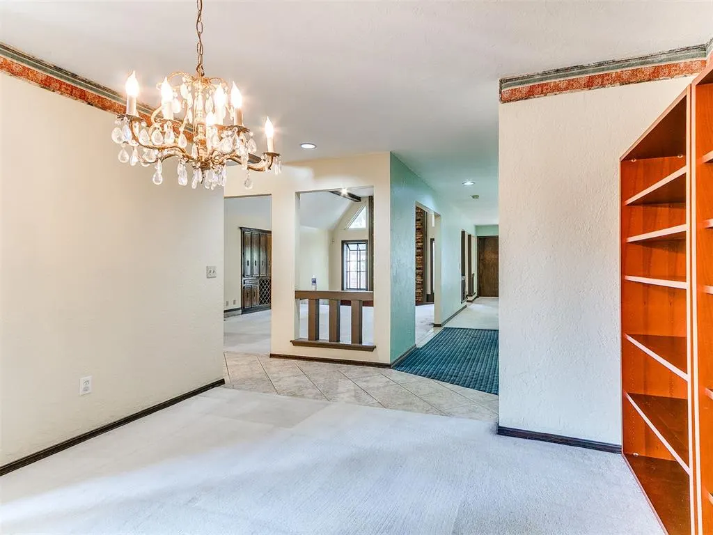Photo 6 — 8905 Stanford Court, Oklahoma City, OK 73132