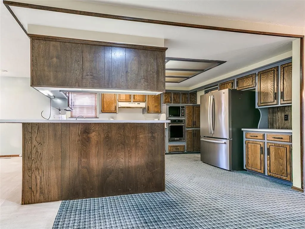 Photo 12 — 8905 Stanford Court, Oklahoma City, OK 73132
