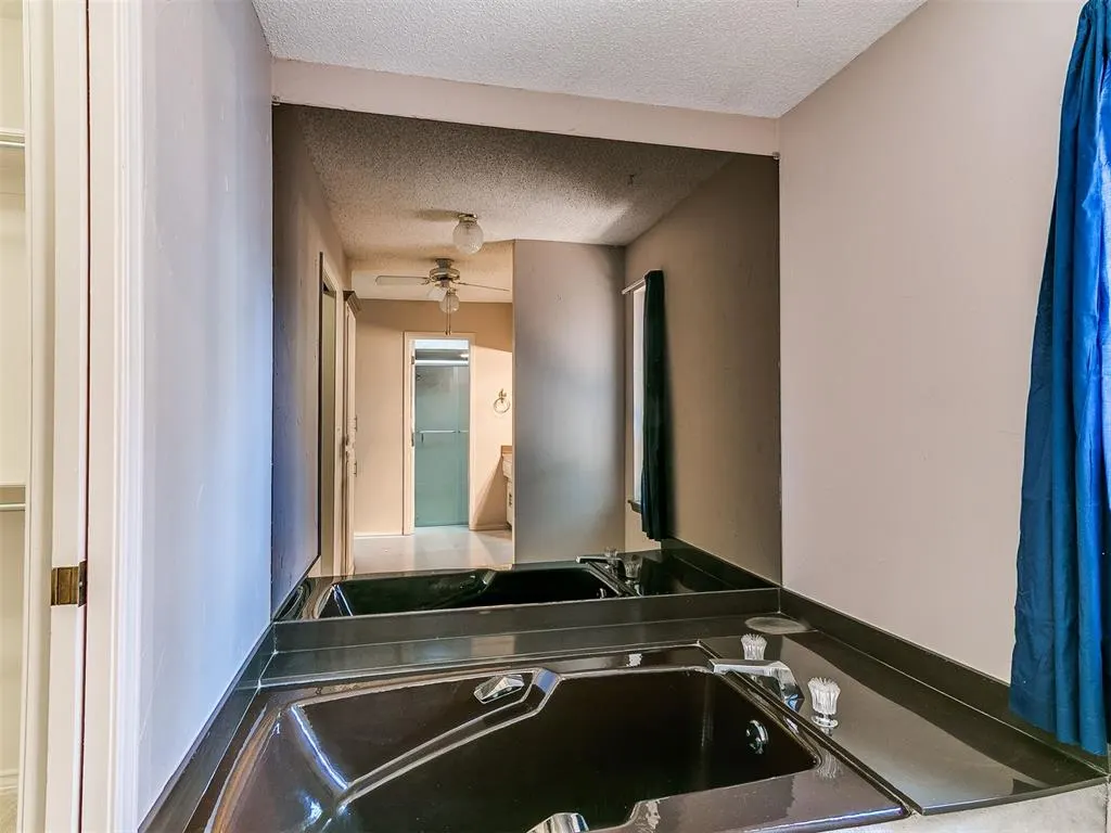 Photo 29 — 8905 Stanford Court, Oklahoma City, OK 73132