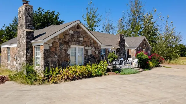 Photo 2 — 6601 N Martin Luther King Avenue, Oklahoma City, OK 73111