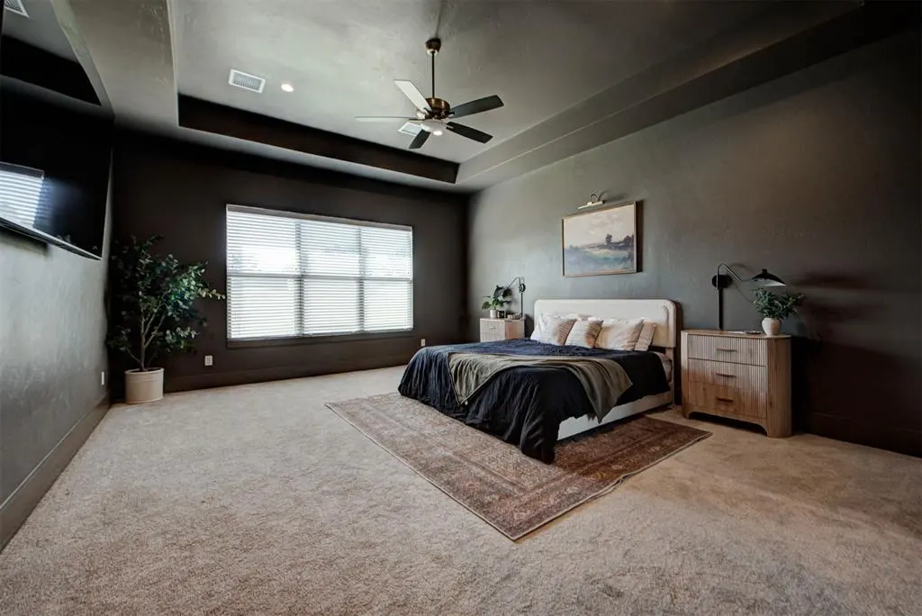 Photo 24 — 10121 Oakwood Drive, Edmond, OK 73025