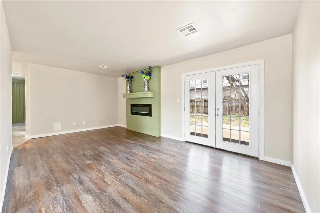 Photo 10 — 1223 E Vilas Avenue, Guthrie, OK 73044